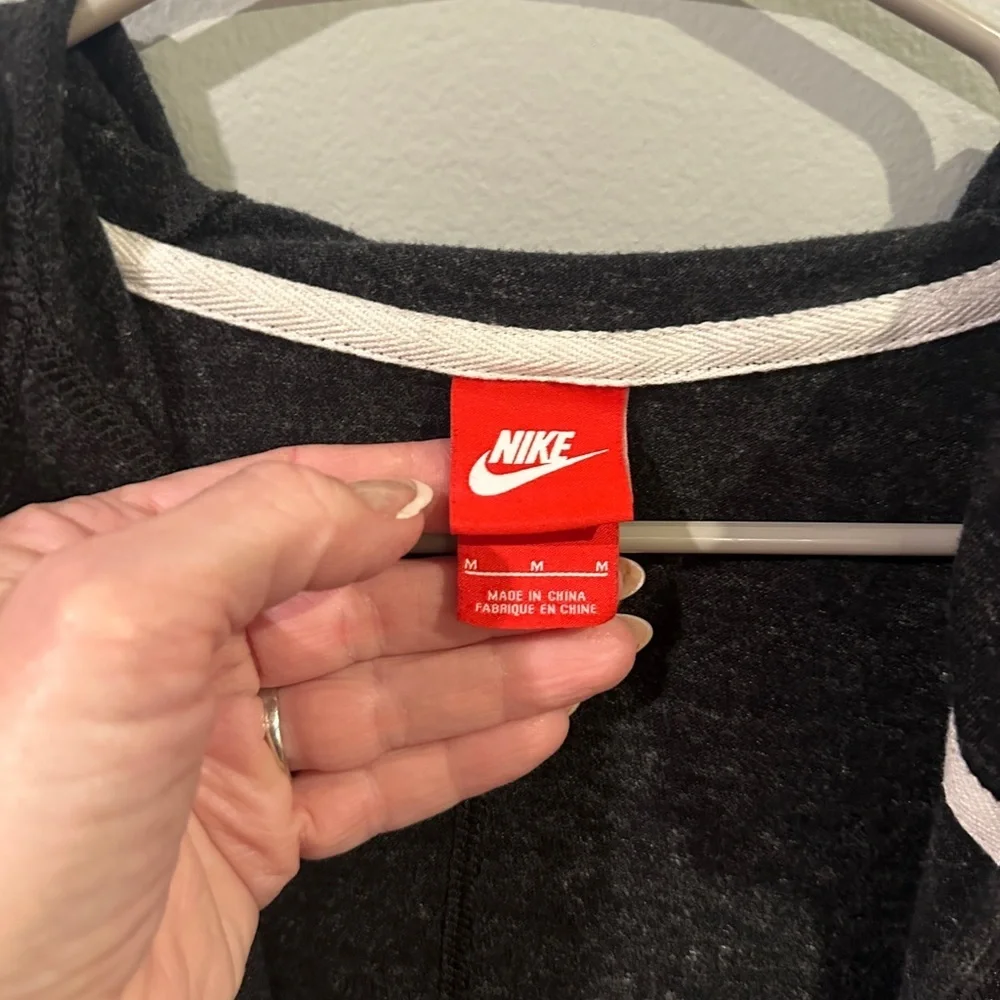Nike Zip Up Hoodie Medium Black Lightweight Just Do It Athletic Jacket